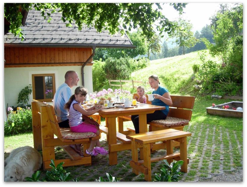 Huettstaedterhof Familie Poetsch Villa ไอเกน อิม เอนน์สทาล ภายนอก รูปภาพ